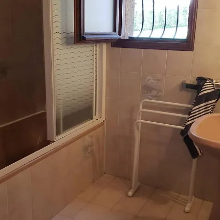 6/7 Pers A Cauterets: Jardin, Garage, Cuisine Equipee, Proche Nature - Fr-1-234-298 Apartment Cauterets
