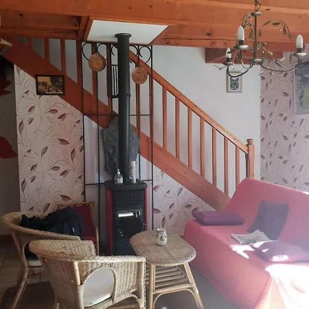 6/7 Pers A Cauterets: Jardin, Garage, Cuisine Equipee, Proche Nature - Fr-1-234-298 Apartment