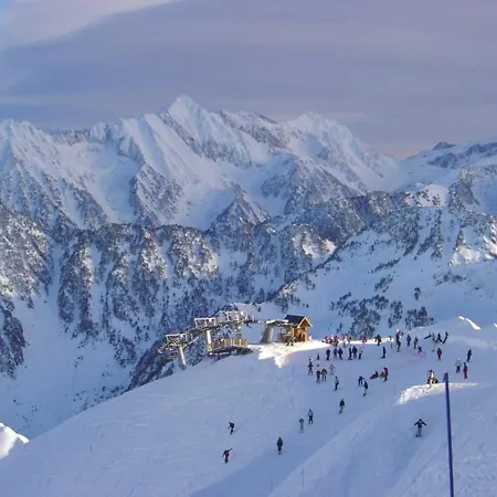 Apartment 6/7 Pers A Cauterets: Jardin, Garage, Cuisine Equipee, Proche Nature - Fr-1-234-298